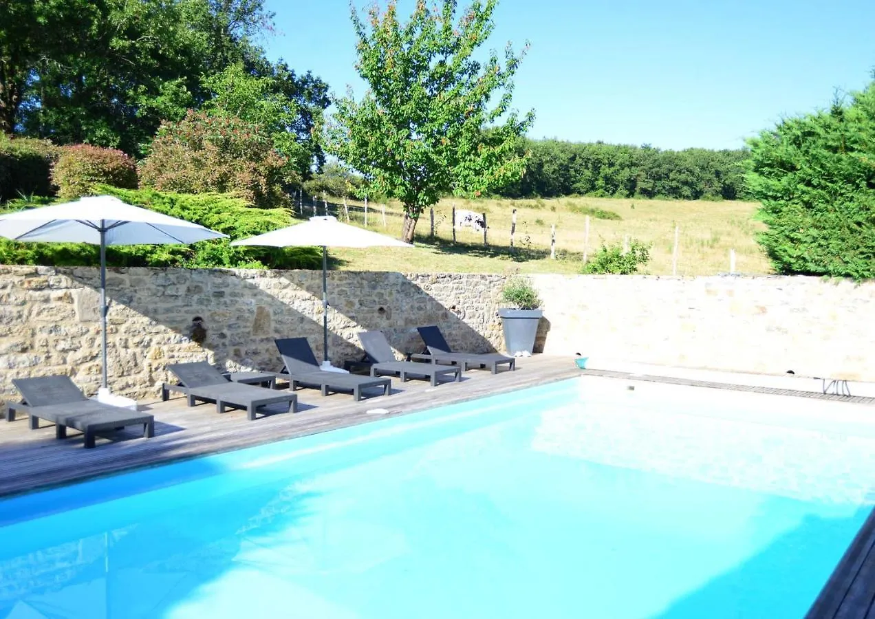 Chambre D'Hotes A La Cle Des Champs Varen